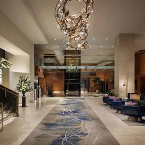 The Ritz-carlton, Otel