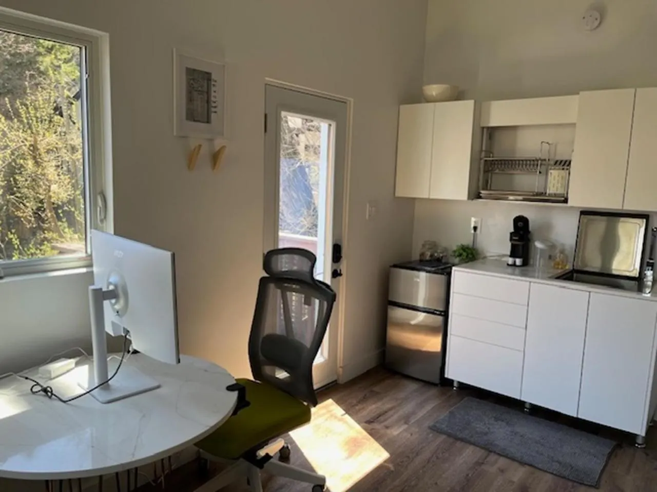 Queen Loft In Nature Toronto